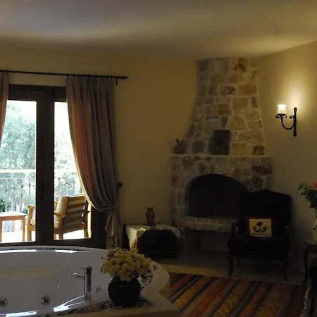 Mango Boutique 5* فاراليا