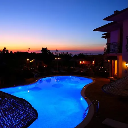 Mango Boutique 5*